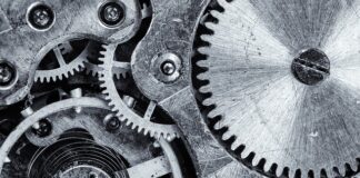 Jaka moc silnika zaburtowego?